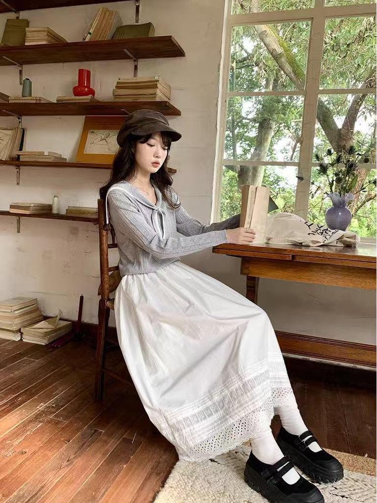 Spring 2026 Korean Slimming Lace-Trim White Midi Skirt