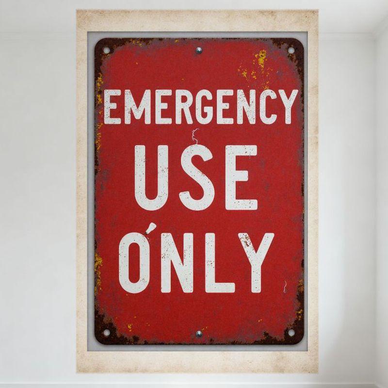 

Vintage Emergency Use Only Metal Sign Red with White Text Light Beige Border, Rust Spots & Chipped Paint, 4 Screws Aged Emergenc 20x30cm（7.8x11.8inch）