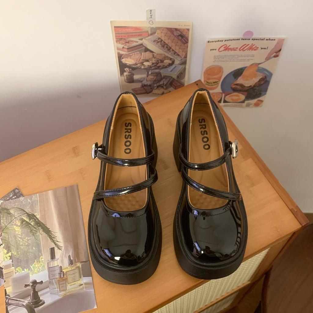 Small Leather Shoes Women's 2025 New Spring and Summer French Fashion Versatile with Skirts, Thick Soles Increase Height, Sweet and Cool Mary Jane S