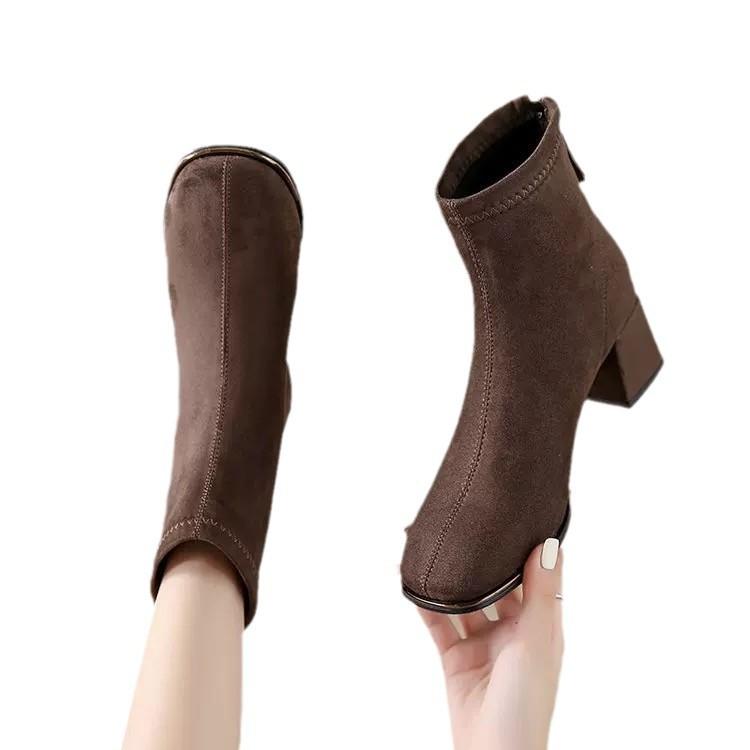 Kurze Stiefel Damen Fried Street Kleine Kurze Stiefel Skinny Stiefel Wildleder Französisch Nude Frühling und Sommer Hoher Dicker Absatz Kleiner Mann, Hoher Absatz Nude