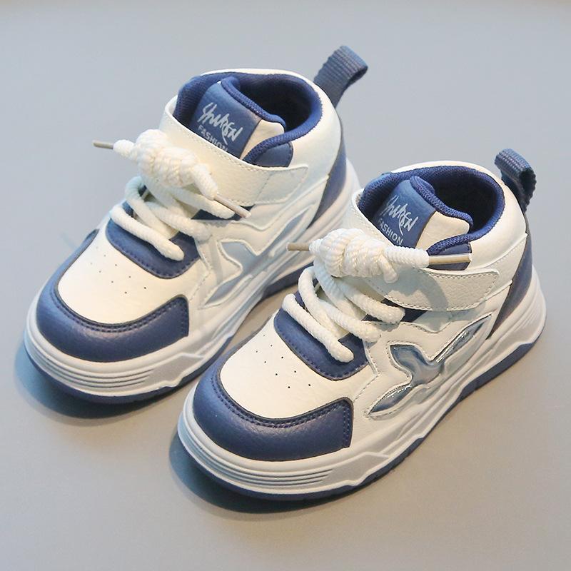 Kinder Sportschuhe 2025 Frühling und Herbst neue Jungen Freizeitschuhe High-Top Mädchen kleine weiße Schuhe weichsohlige Babyschuhe