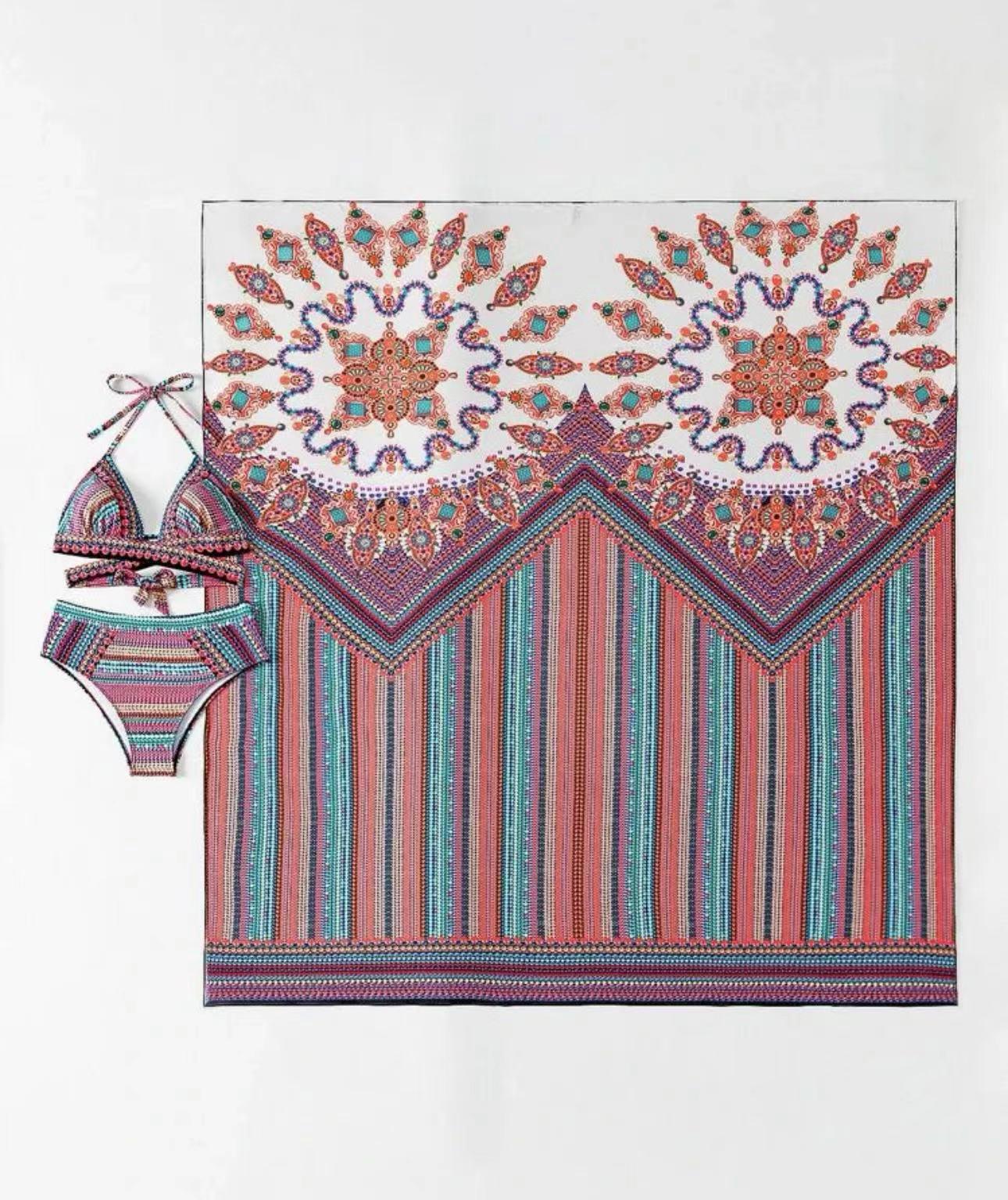 

Богемный купальник-бикини из трех частей с высокой талией и пляжной накидкой S розы красного