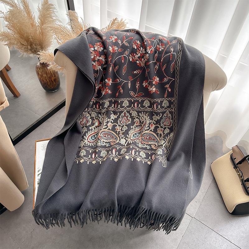 Ethnic Style Embroidery Travel With Shawl Ladies Thickened Warm Scarf Retro Embroidery