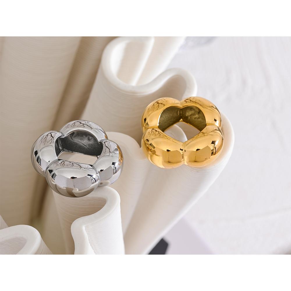316l Stainless Steel Flower Hollow Big Fashion Statement Ring Waterproof Texture Jewelry Attractive Women Bijoux Gift