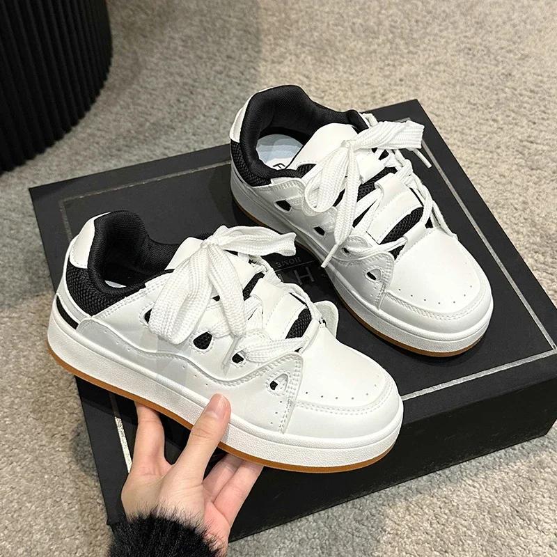 Fashion New Women Skateboard Bread Shoes Retro National Trend Sport Shoe Wind Board Women Sneaker Shoes for Women Chaussure Homme