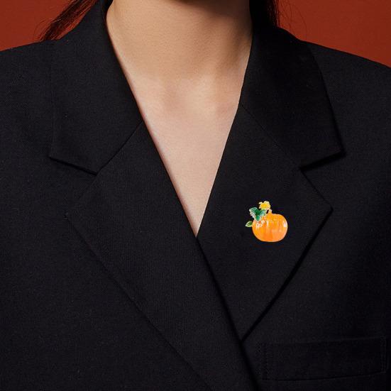 Brooch Enamel Painted Small Pumpkin Autumn Style Brooch Full Glaze Vivid Color Anti-Exposure Pin Bags Coats Scarves Badge Outfit Accessory