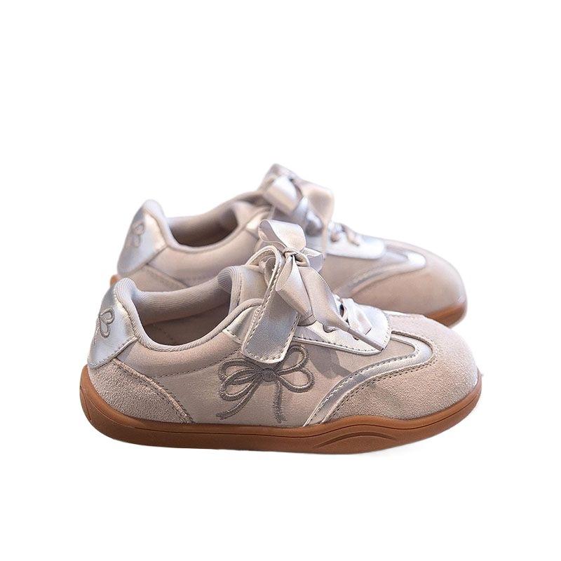 Girls' moral training shoes Spring and Autumn 2025 new children's shoes Autumn sports shoes Board shoes Girls' casual new Chinese style