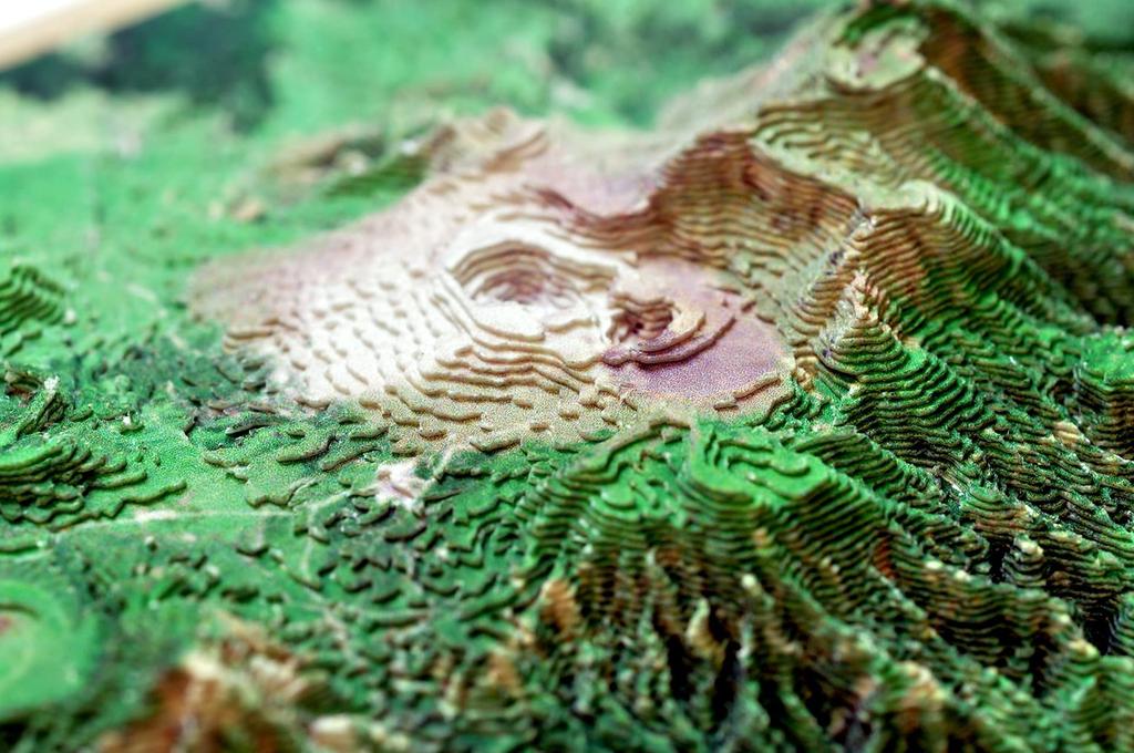 Kamitake Peaks of Aso "Five (Summer) 1100,000" (Kit)