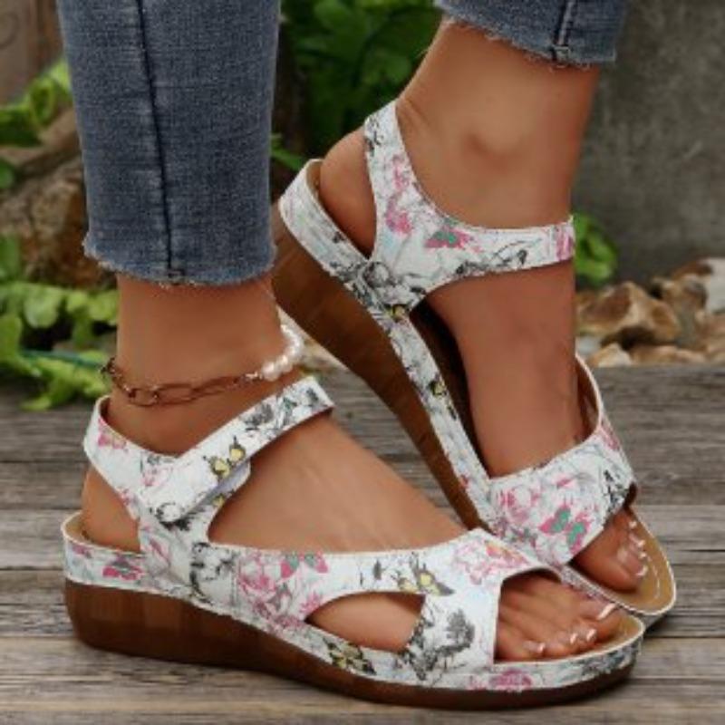 

European, American and Roman sandals women s large size summer new muffin thick-soled outer wear casual open-toed versatile beach sandals 36