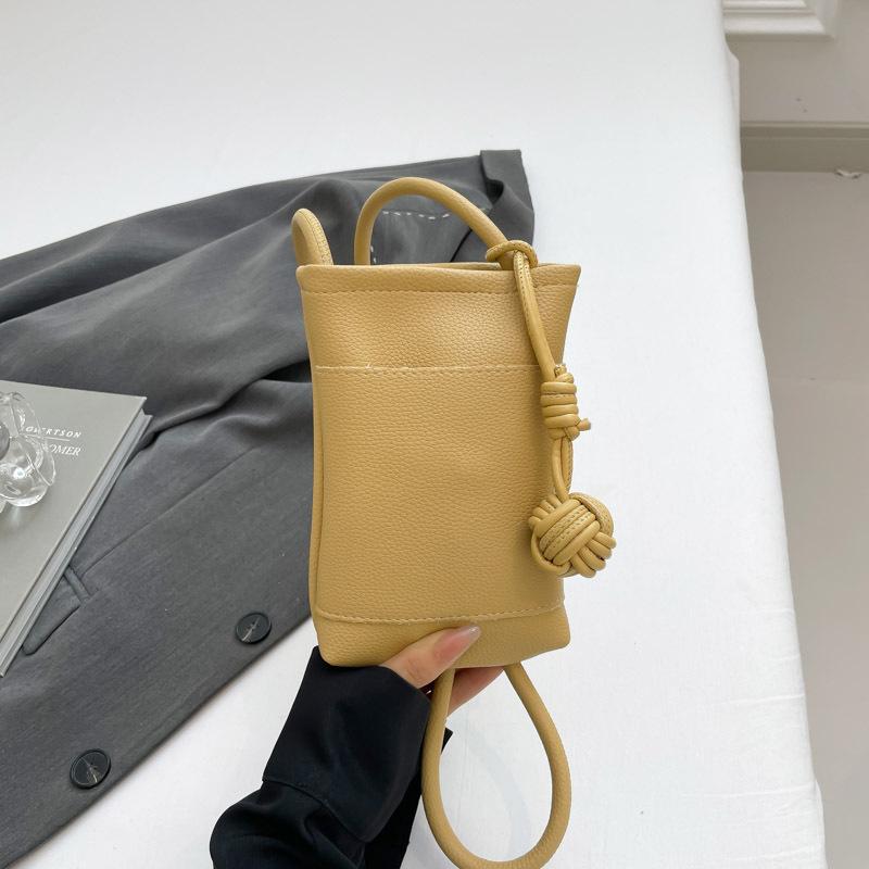 

Нишевая новая повседневная сумка-мессенджер вертикальная сумка для мобильного телефона простая и модная наплечная сумка женская легкая однотонная универсальная жёлтый