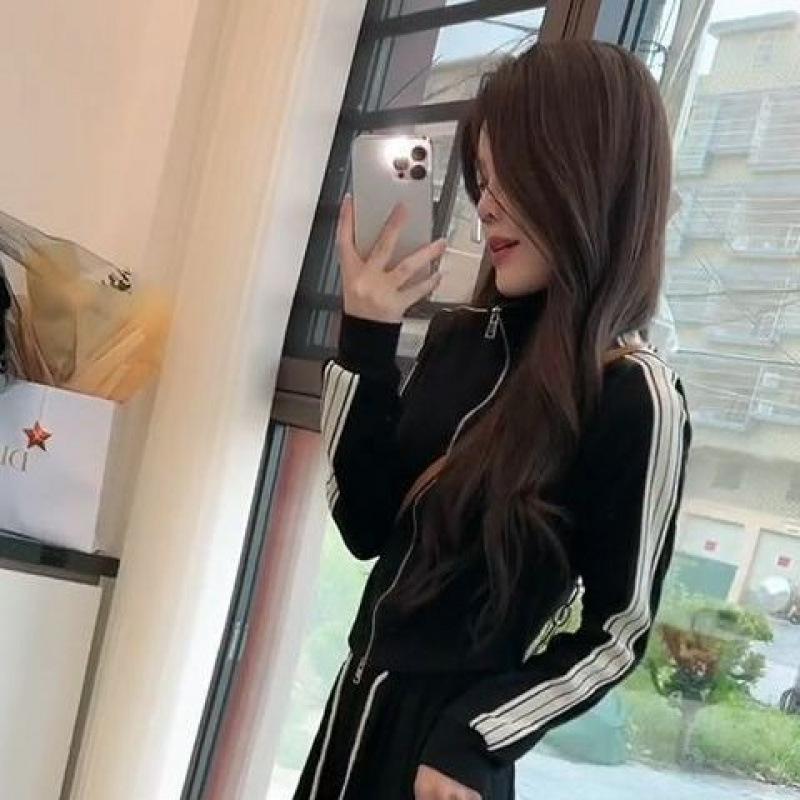 Casual Two-piece Set for Women, Spring and Autumn, Korean Version, Age-reducing Fashion Suit, Women's Short Jacket, Versatile Wide-leg Pants