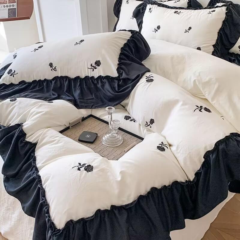 

French Princess Style Bedding Sets Hepburn Style Bow Quilt Cover Romantic Bedclothes Decor Woman Girls Bedroom Duvet Cover 4pcs Fitted Sheet Style&150x200cm 3pcs