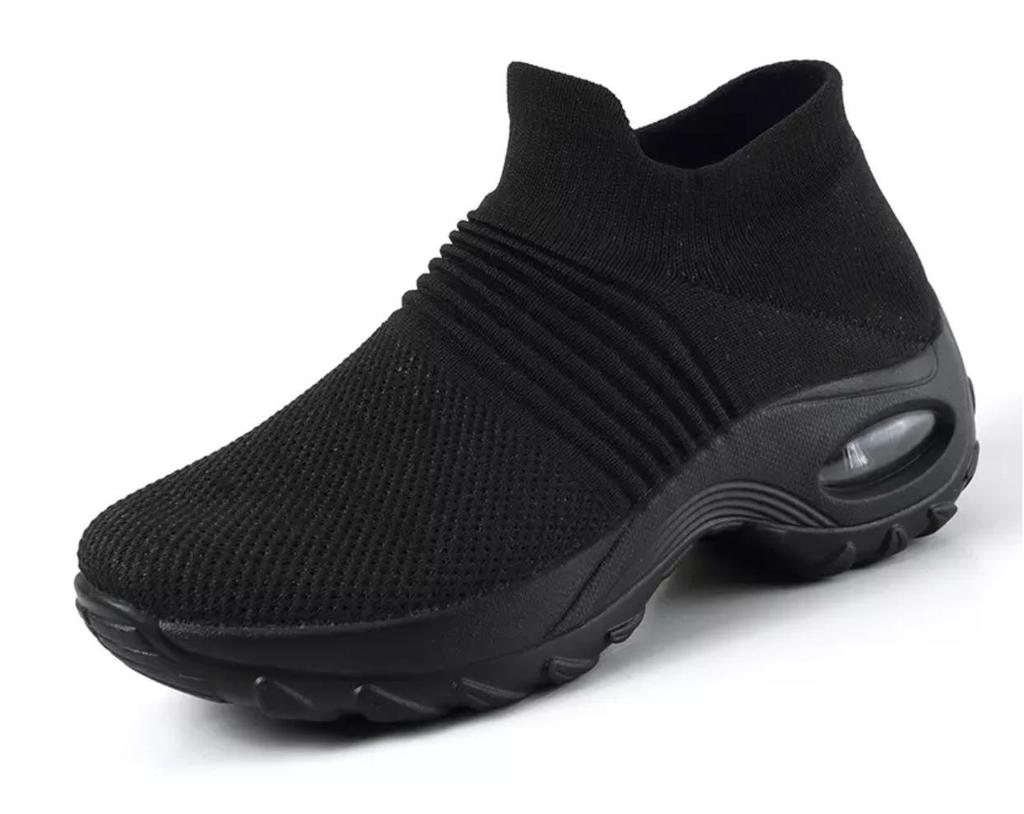 Cross-Border Plus Size Breathable Flyknit Sock Sneakers - Women's Trendy, Lightweight, Elastic Sports Shoes for Spring & Autumn