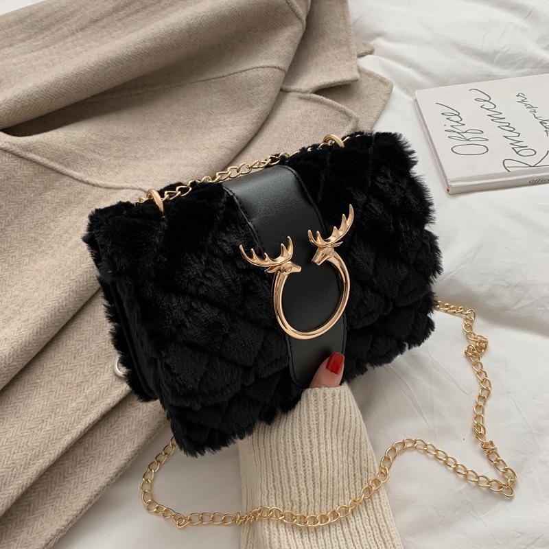 Women's Small Bag 2026 New Fashion Versatile Chain Bag Lamb Plush Shoulder Bag Crossbody Bag