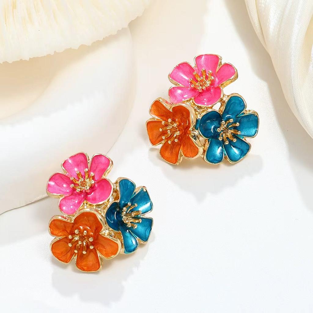 Temperament sweet metal dripping oil flower stud earrings small fresh vacation style earrings high-end earrings