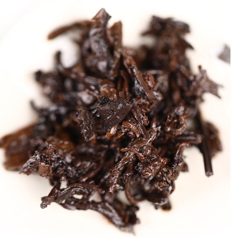 2020 Haiwan Old Comrade Liang Pin Yin Geng Ancient Tree Pu'er Ripe Puer Tea 400g