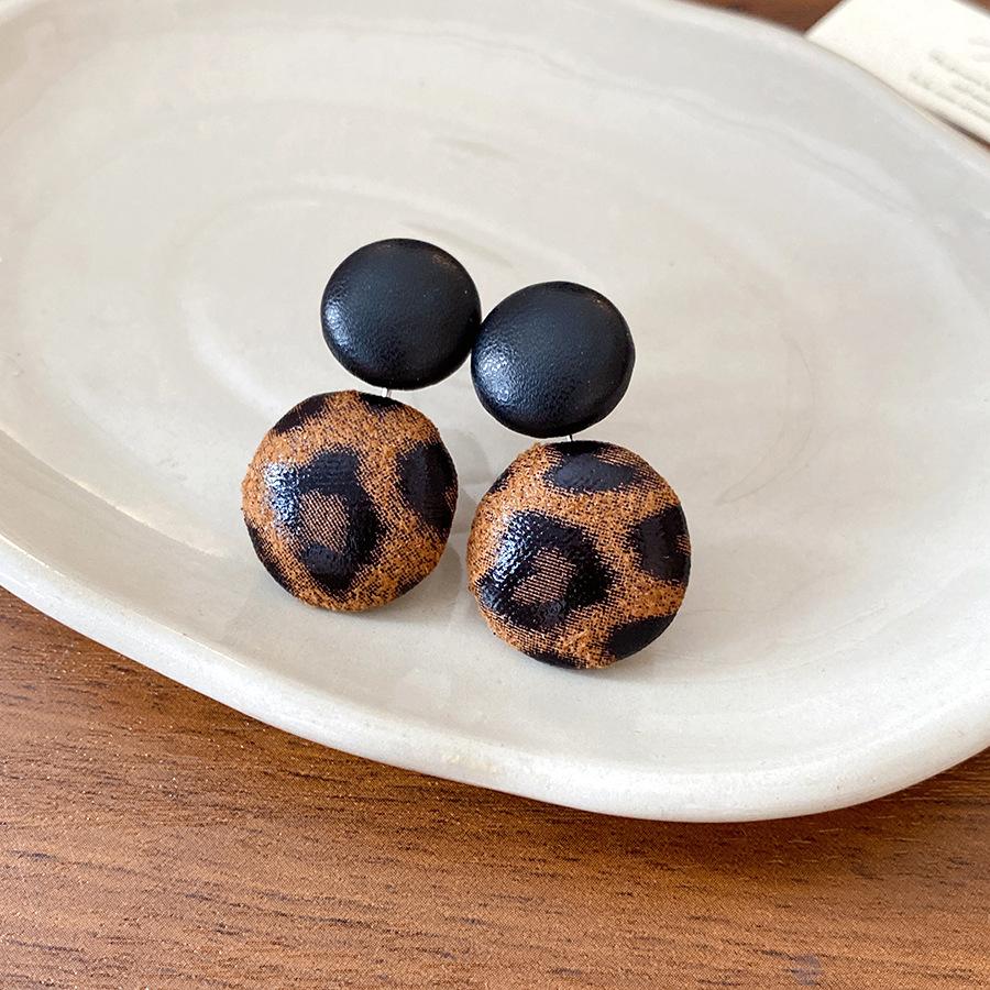 Hong Kong Style Real Gold Electroplated Leopard Print Circle Earrings Square Face Retro High-end Earrings Commuter Versatile Earrings Niche