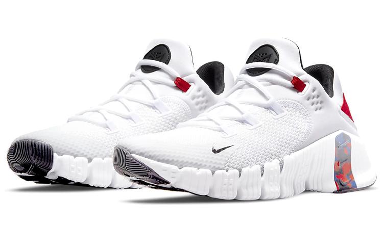 Nike Metcon 4 Gratuito Giorno dei Veterani DJ3020-106