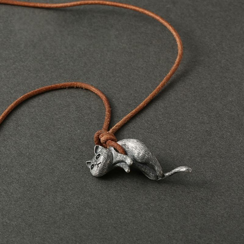 Handmade Cat Pendant Necklace Cute Animal Collarbone Necklace Fashion Statement Jewelry Lovely Gift for Men Women