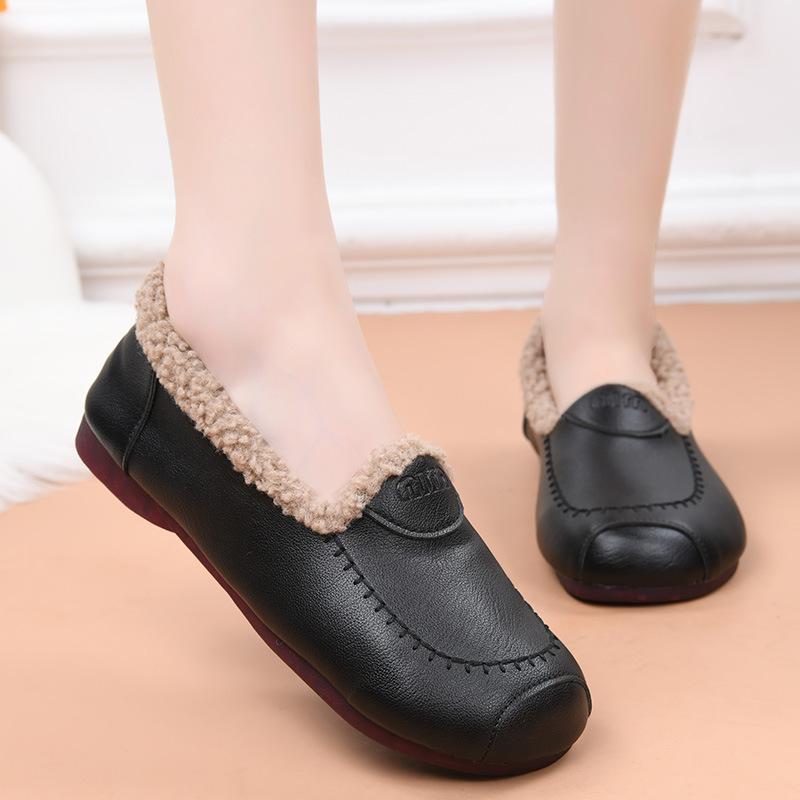 Mao Mao shoes women's winter velvet new versatile flat-soled Doudou shoes keep warm and comfortable, one-pedal cotton shoes