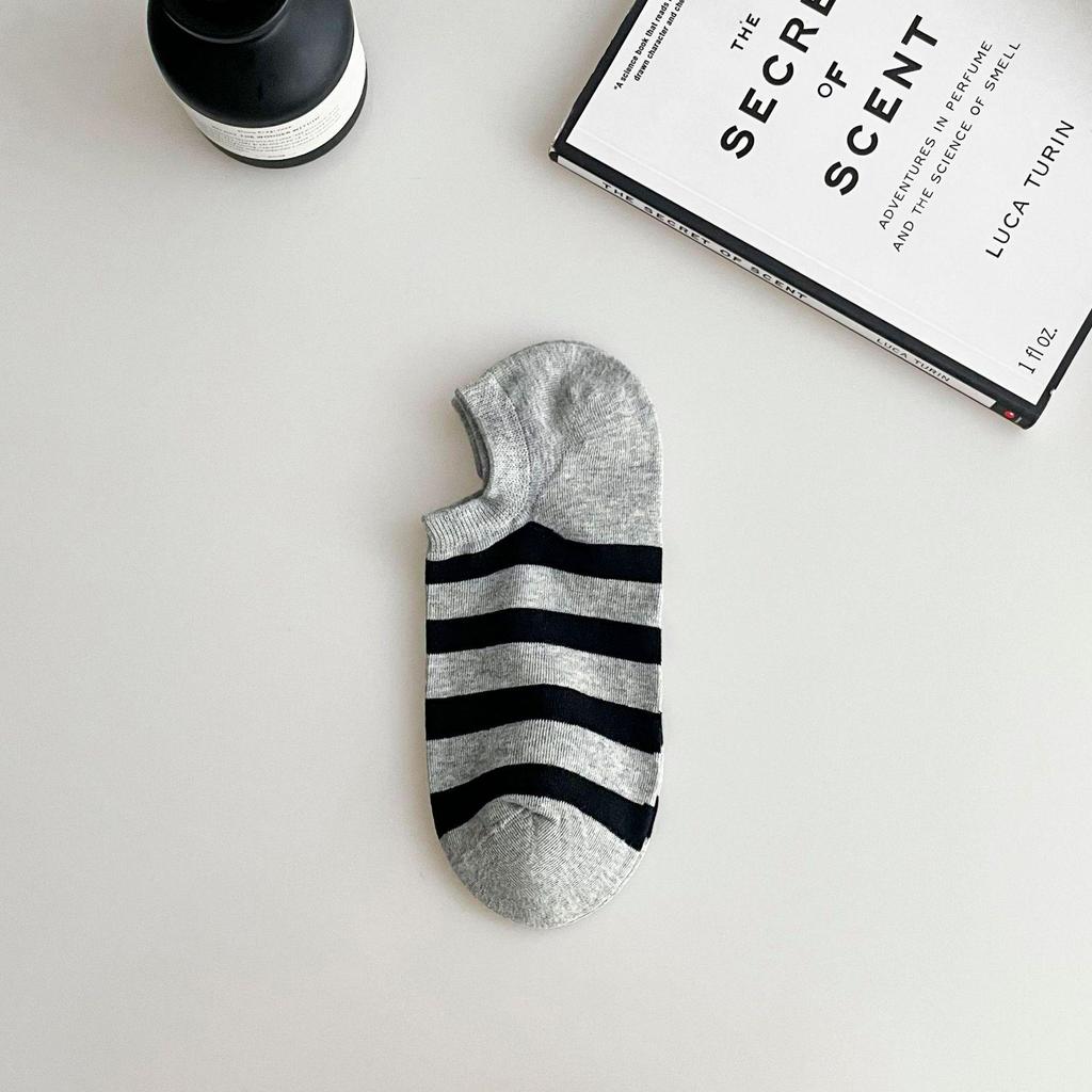 Men's Striped Cotton Boat Socks: Non-Slip, Sweat-Absorbent, Deodorant, and Thin for Spring To Autumn.