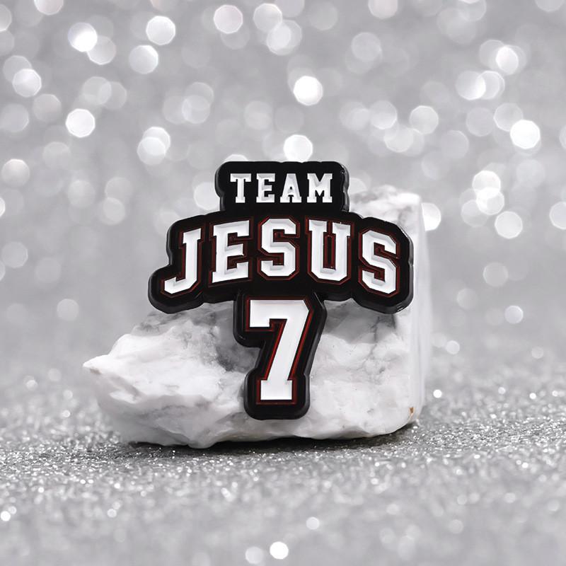 Cartoon Playful Character Brooches Charming English Letter Pins High Quality Alloy Fashion Accessories All For