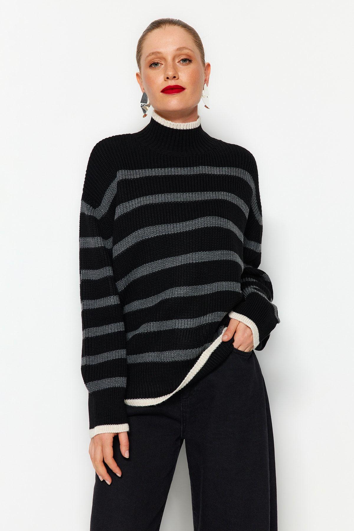 

Women s Fashionable Stylish Sweater Black Wide Pattern Striped Knitwear Sweater S