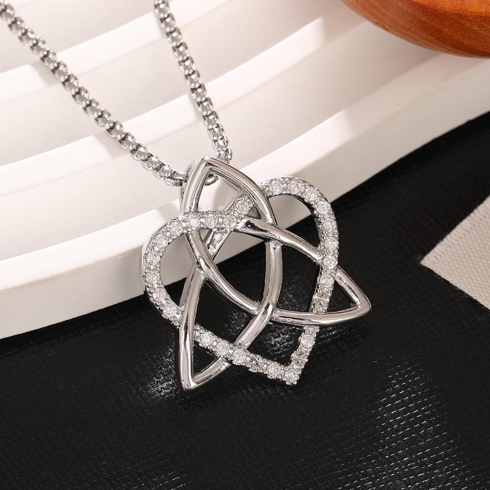 Trendy Celtic Knot Heart Pendant Necklace: Creative Copper with Zircon, Hollow Peach Heart Clavicle Chain