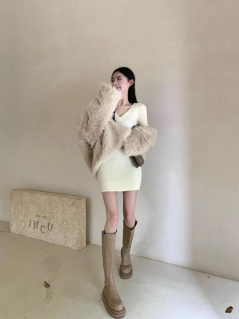 2026 Spring/Autumn Women's Slim-Fit Knit Dress - Hip-Hugging Inner Layer Sweater with Short Skirt Design