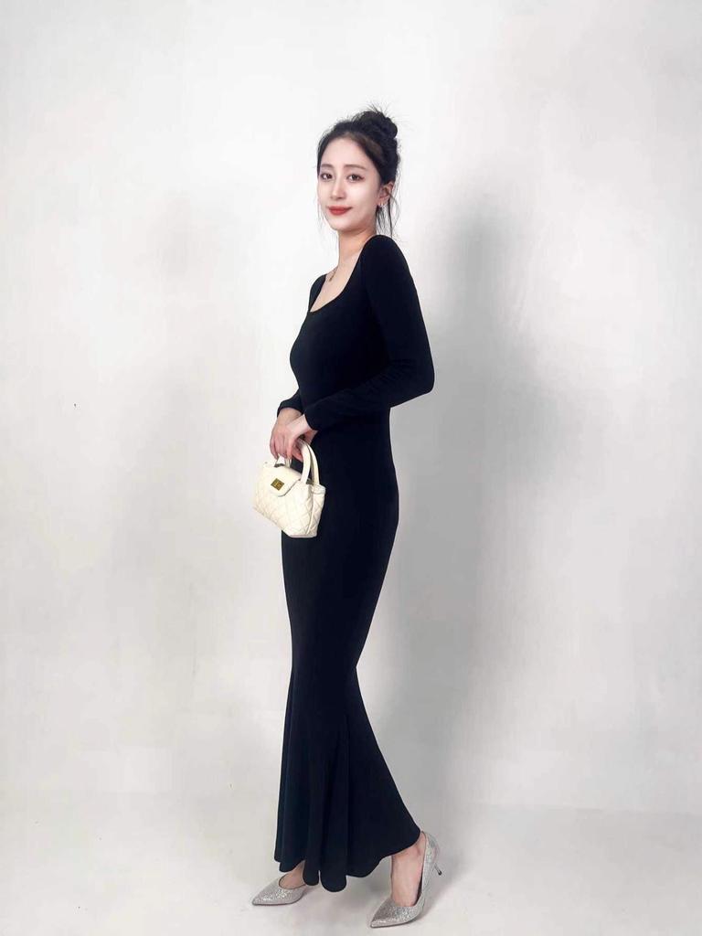 Elegant Black German Velvet Fishtail Evening Dress, Warm & Versatile, Wide Collar, Slim Fit High-End Design