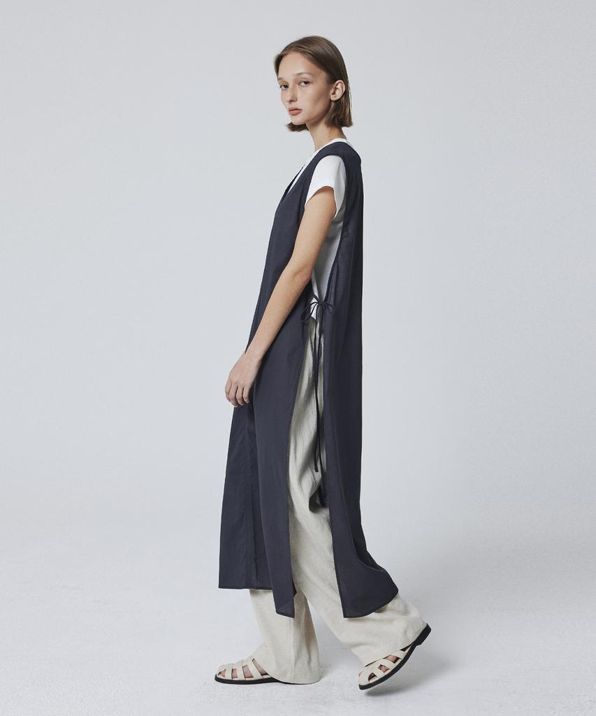 Julliapepe Sheer Layered Slit Dress (Navy)