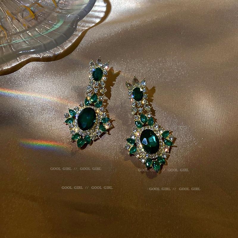 Silver needle with diamonds emerald design earrings exaggerated temperament fashion light luxury earrings ear jewelry wholesale women