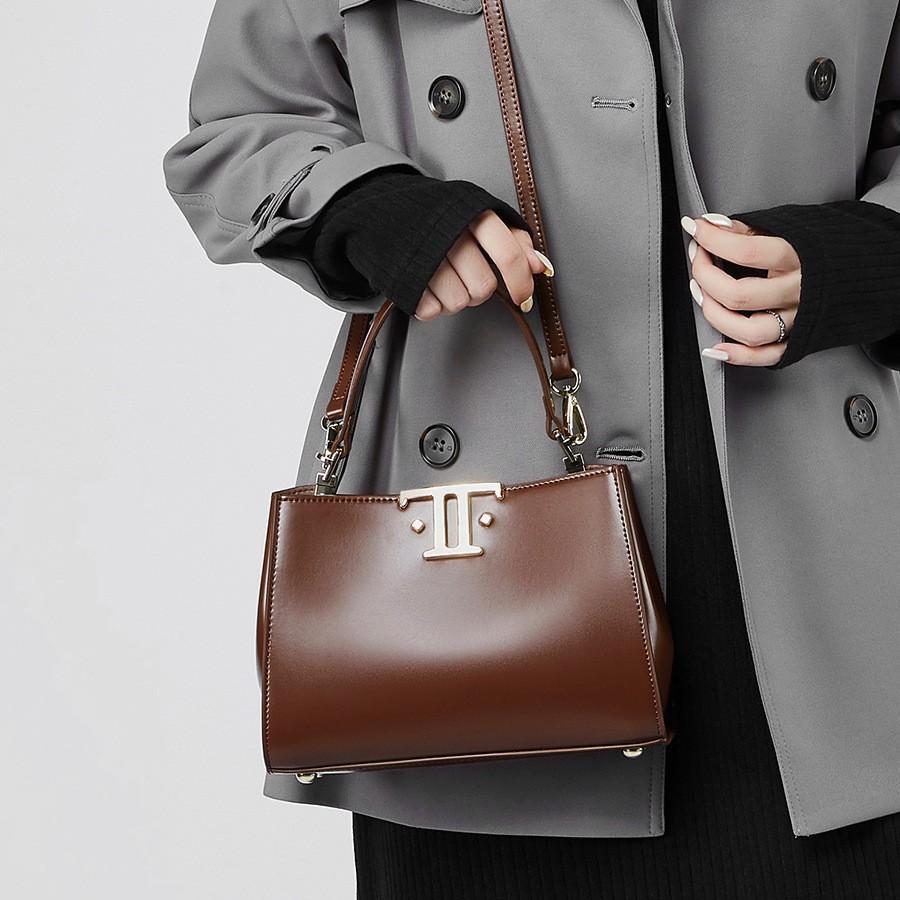Versatile Double-sided Buckle Shoulder Women's Bag Leather Niche Commuter Handbag Messenger Bag
