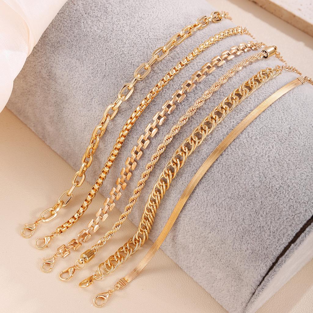 Hot-selling personalized twist chain Cuban chain stacked Dash bracelet set, fashionable and versatile jewelry.