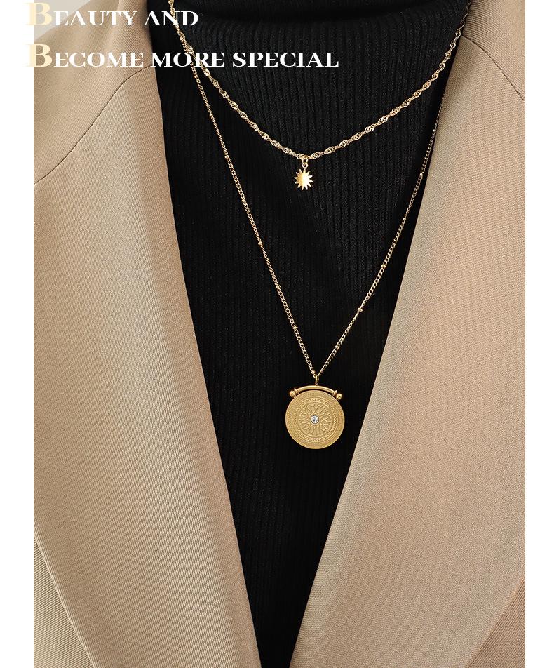 Titanium Steel Gold Plated Double Layer Clavicle Chain with Diamond Pendant and Star Badge