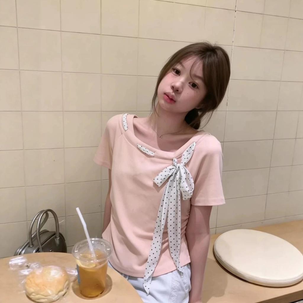 Korean Sweet and Spicy Pink Bow Streamer Short-sleeved T-shirt Women's Summer French Unique Design Sense Beautiful Small Top