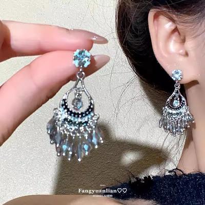 Boucles d'oreilles ethniques rétro en forme de larme pour femmes, tempérament polyvalent, boucles d'oreilles fleur métalliques, boucles d'oreilles
