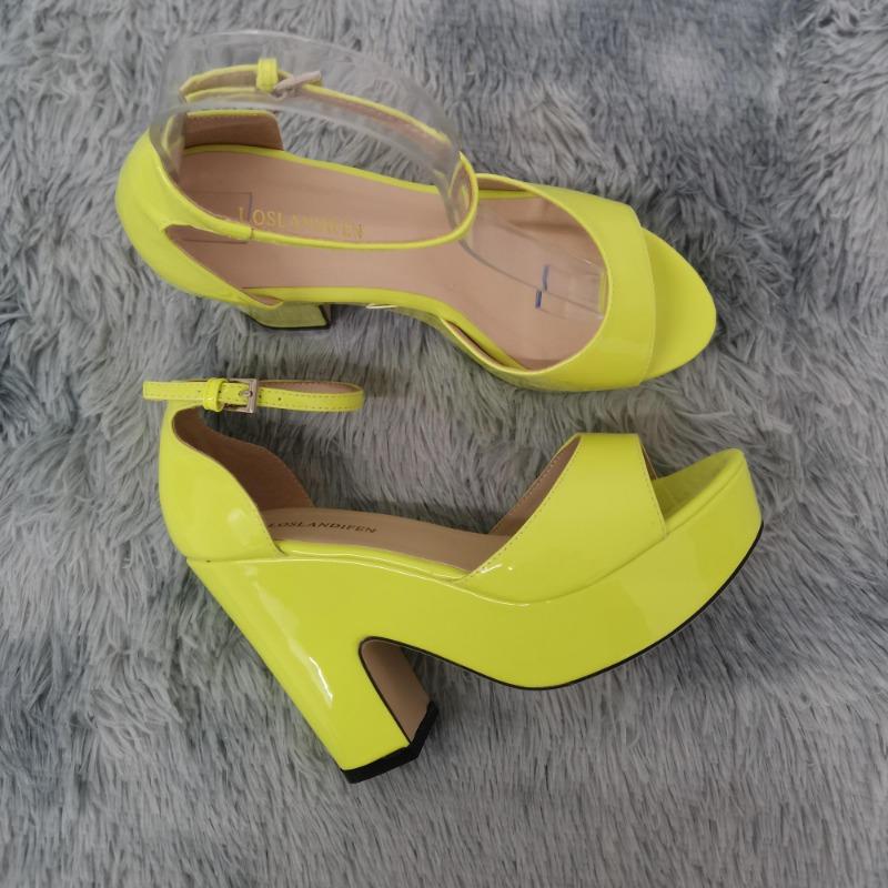 Ženy Sandály Léto Sexy Peep Přezka Pásek Sandál Čtvercový Tlusté Vysoké podpatky Flock Platforma Černá Party Červená Svatební boty