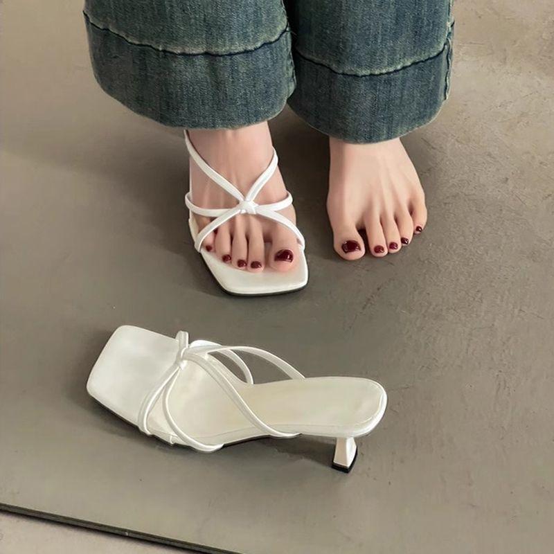 2025 summer high heels women's new leopard print sexy square heel sandals versatile fashion wear height-increasing slippers