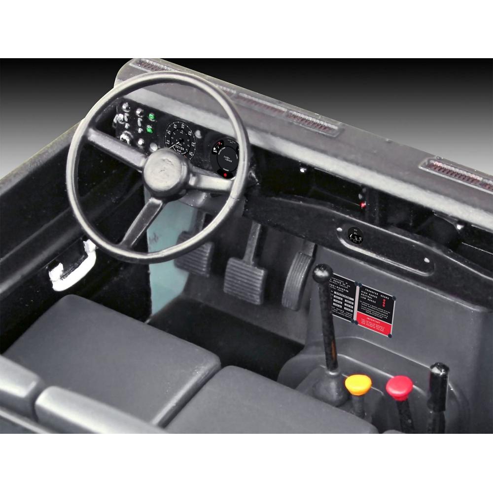 Německý model Land Rover Series III z plastu Level 124 07047