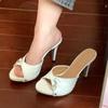 Calzado para mujer – Sandalias