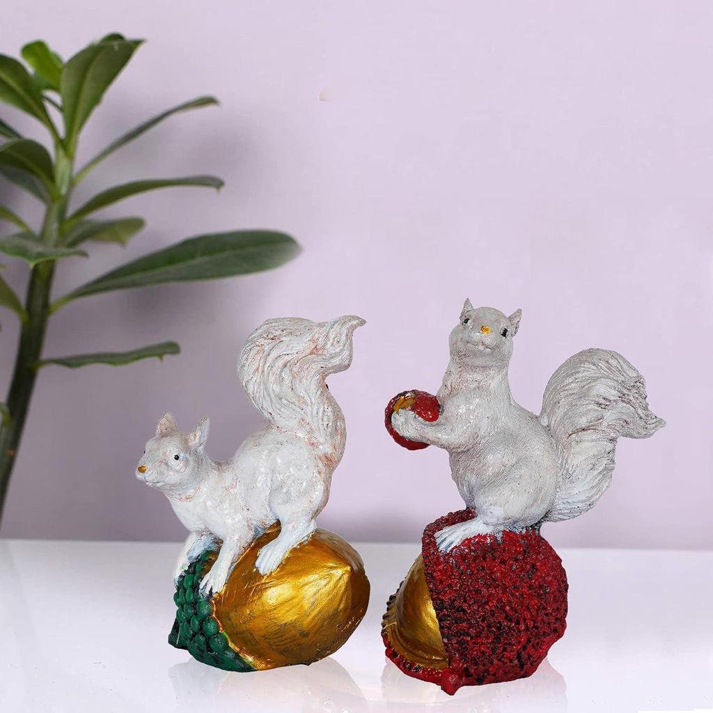 Polyresin Showpiece - Squirrel Holding Nuts Statue for Home Decor, Vaastu, Fang sue, Traditional, Handmade, Miniature, Antique (Multicolor, Set of 2)