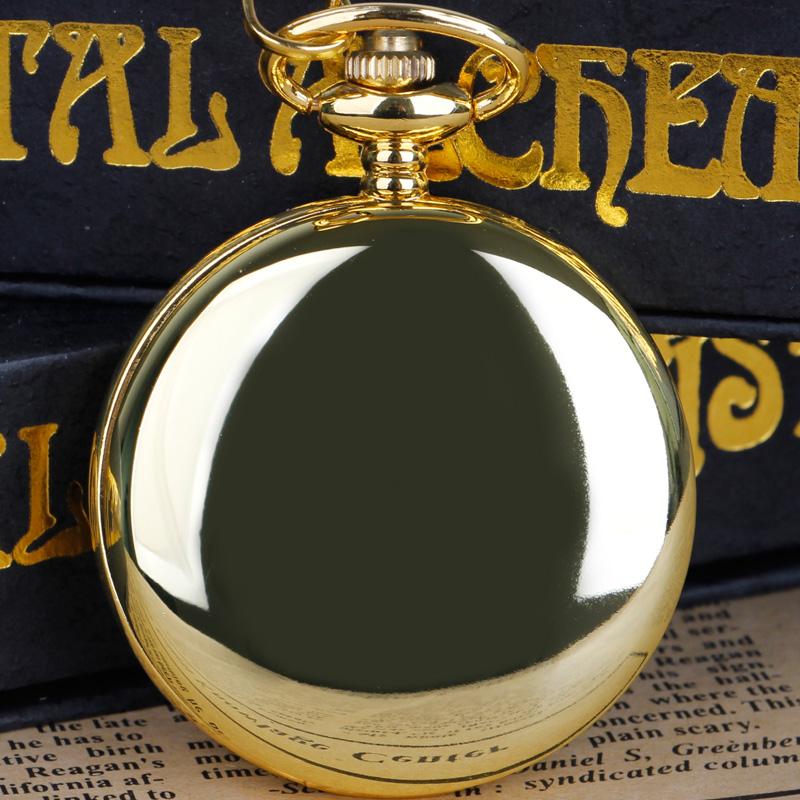 Goldene Glatte Runde Gesichtsform Römische Ziffern Schwarzes Zifferblatt Quarz Taschenuhr Praktische Anhängeruhr