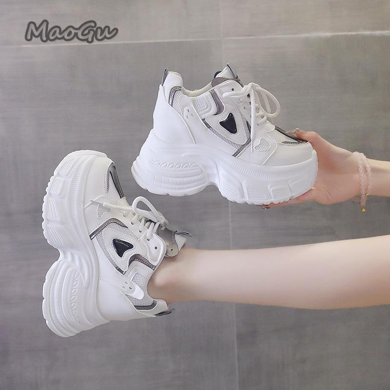 Fashion Breathable Mesh Platform Sneakers for Women Autumn Comfortable Chunky Sneakers Height Increasing Fashion White Casual Shoes