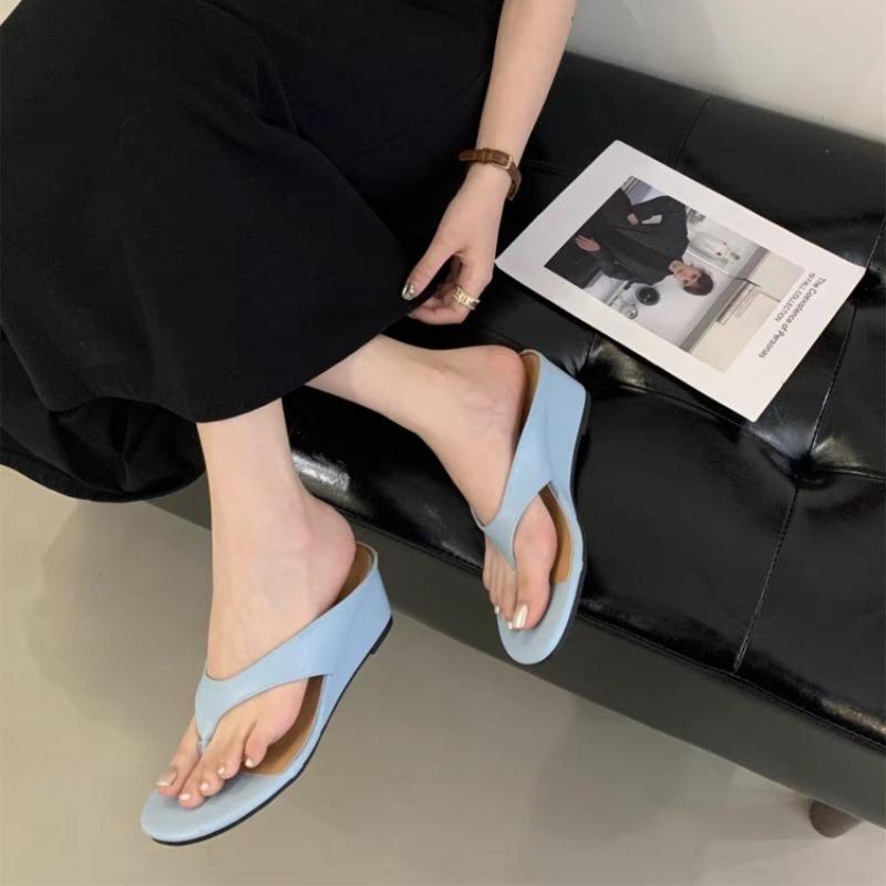 

Fashion European and American Fashion Versatile Round Toe Wedge Heel Flip Flops for Women Wearing Thick Soled Sandals and Beach Shoes 40 синий