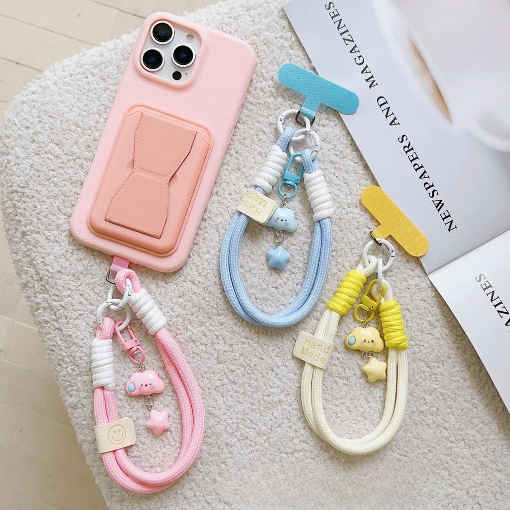 Korea Cute Cloud Pendant Hand Strap Adjustable Short Mobile Phone Lanyard For iPhone 17 Pro Max Clip-On Universal Anti-Lost Rope