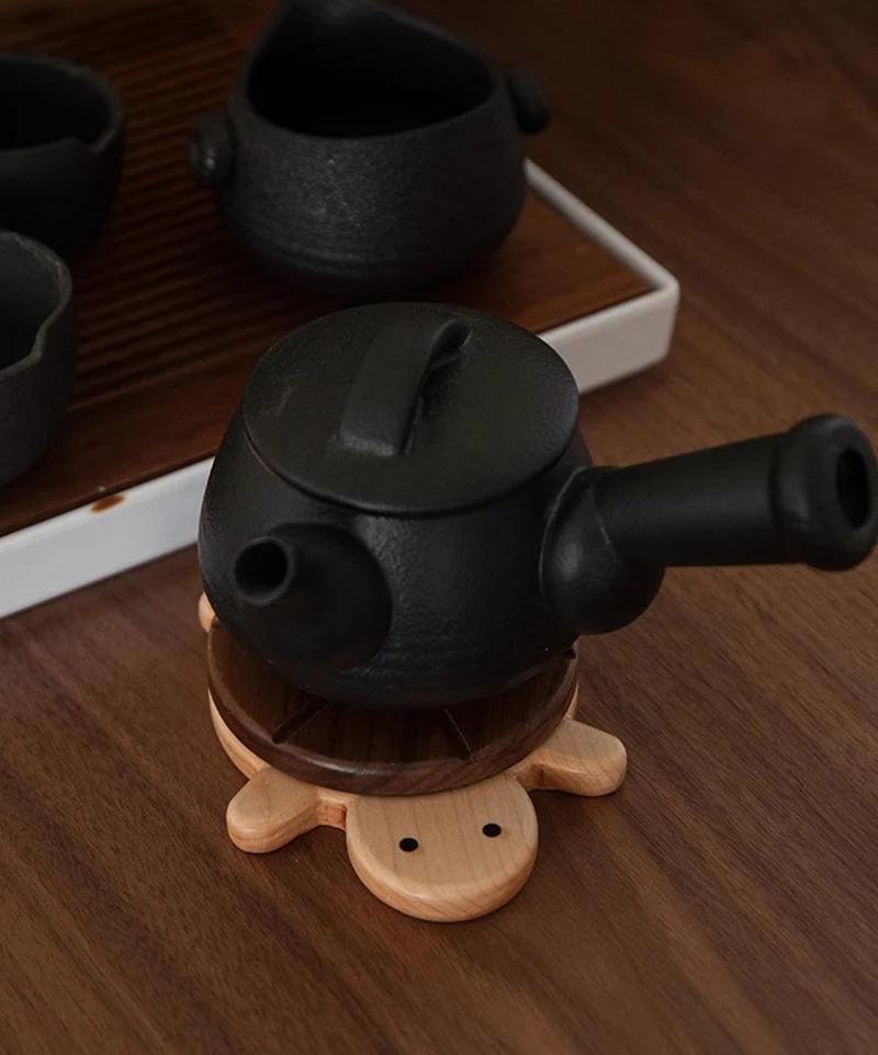 Isolasjonspute Kreativ Søt Styling Svart Valnøtt Solid Turtle Coaster Wooden Craft Turtle Lover Gave anti-skald bordpynt