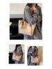 Women's Large Winter Tote Bag 2025: Versatile Casual Shoulder Bag for College and Commuting.