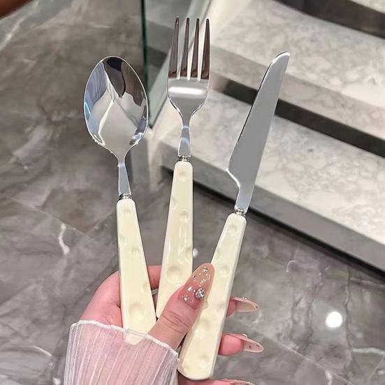 Western Food Tableware Stainless Steel Cut Cheese Hole Embossed Handle Steak Pasta Soup Dessert Knife Fork Spoon Dining Table Cutlery