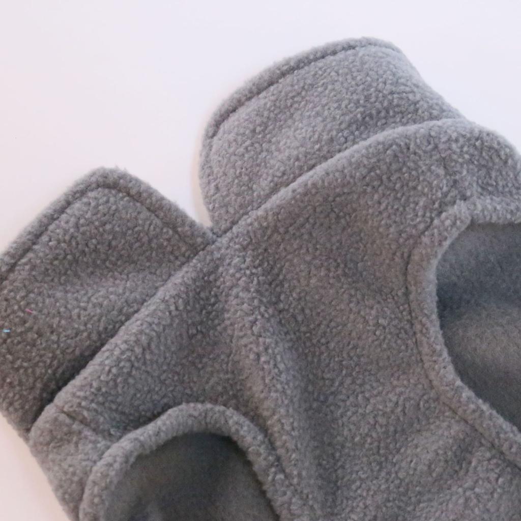 Manufacturer Direct Sale Pet Supplies Support Customization Clothes for Dog Thickened Warm Solid Color Vest Polar Fleece Jacket